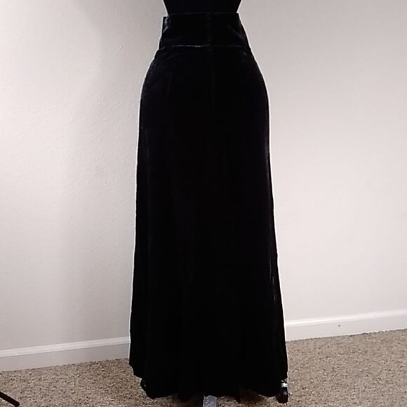 Vintage Dresses & Skirts - Vintage Della Juniors California Velvet Skirt Size XS/S
